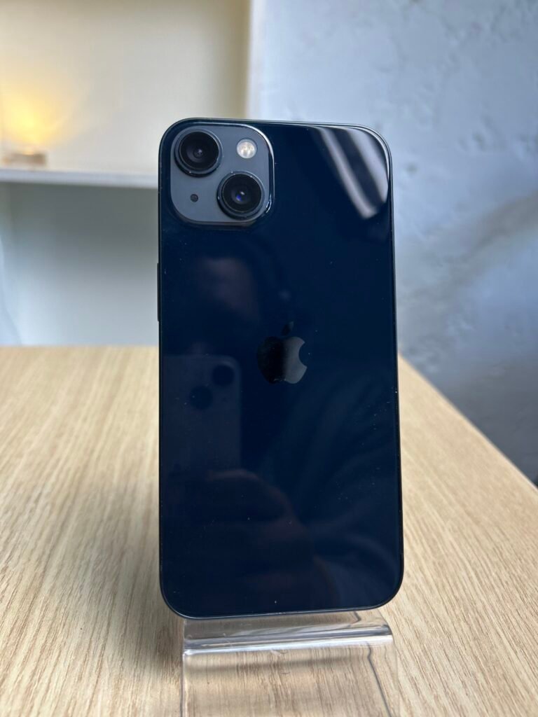 iPhone 13 128GB Midnight Seminuevo